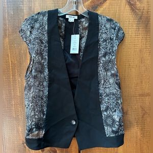 Women black mesh cinder wool vest. Size medium.